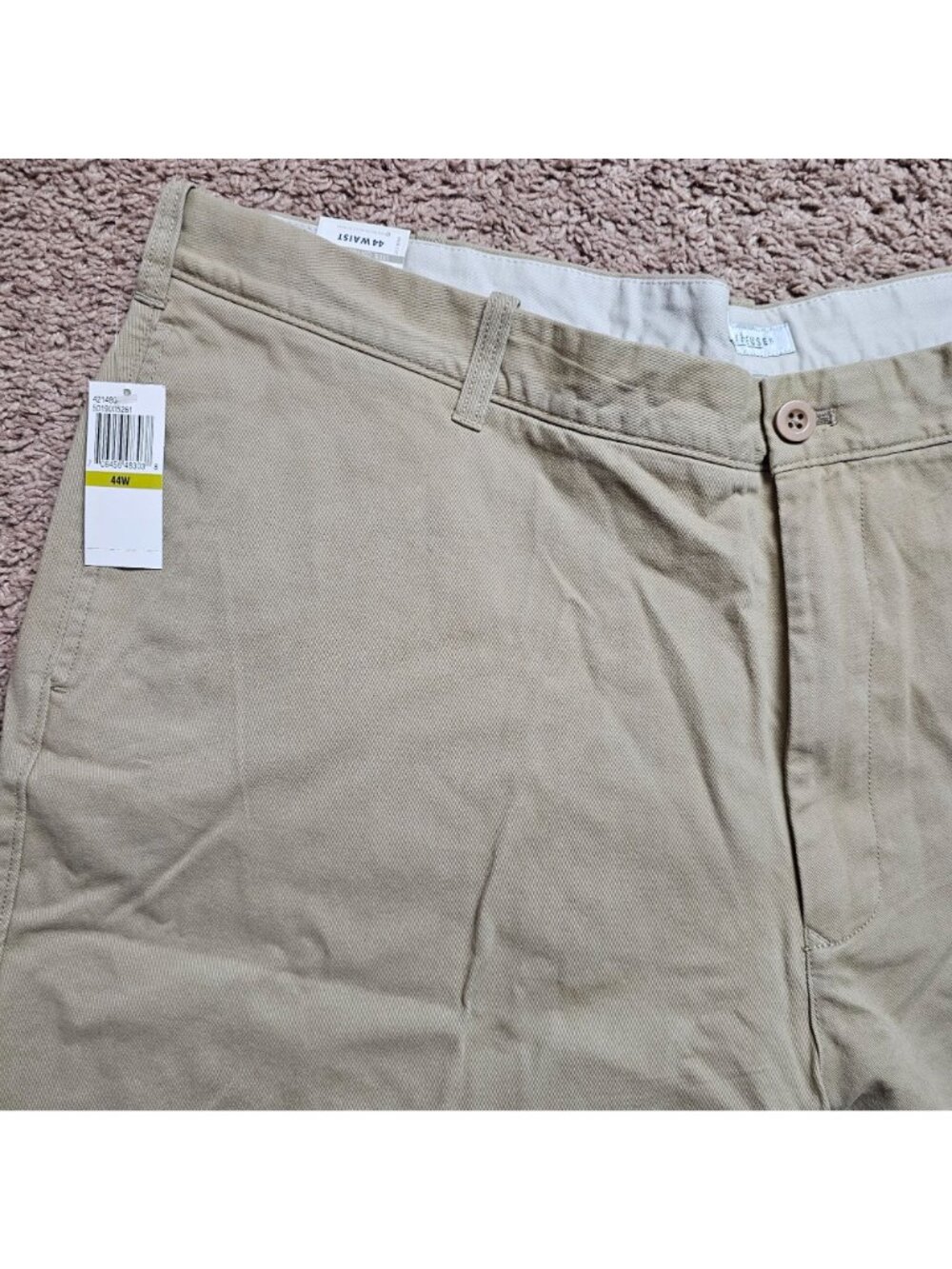 NWT Van Heusen Chino Shorts Mens 44 44x10 Tan Flat Front Cotton Casual - Picture 2 of 8
